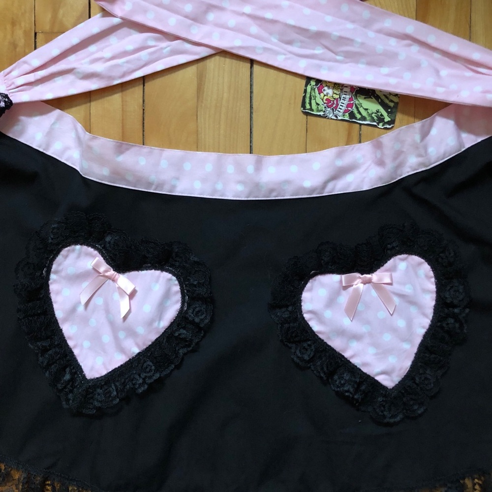 Rare! NWT Lucky 13 Retro Pinup Ruffle Lace Heart Apron Coquette DollsKill - Picture 8 of 10